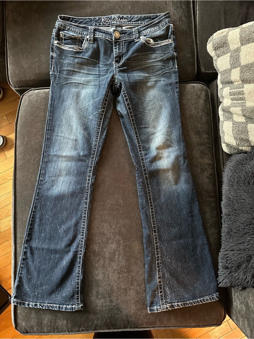 Ariya Medium-Dark Blue Bootcut Jeans with Faded Whiskering size 11/12 low rise